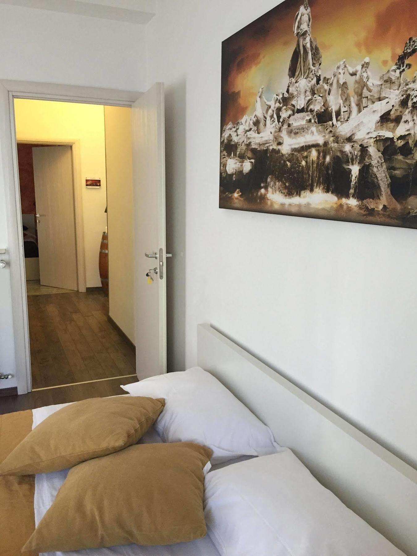 De Guestibus Hotel Róma Kültér fotó
