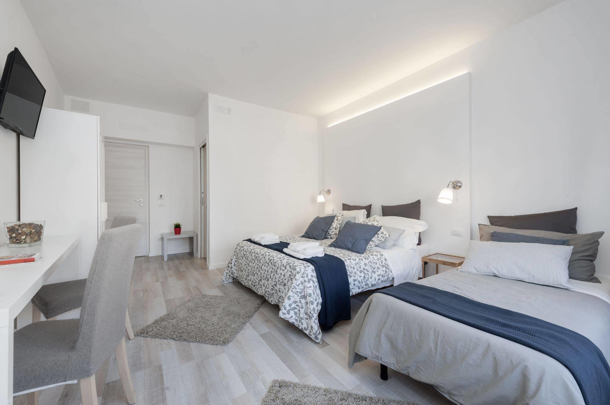 De Guestibus Hotel Róma Kültér fotó
